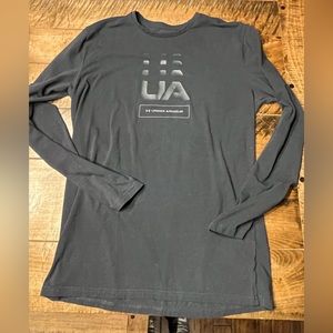 Under Armour men’s long sleeve shirt